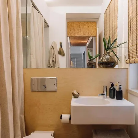 Sumba - 2 Bedrooms And Balcony In Santo Antonio Apartamento