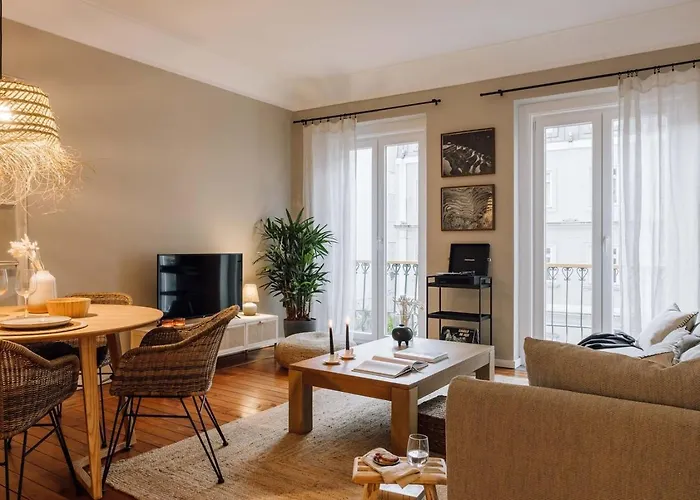 Sumba - 2 Bedrooms And Balcony In Santo Antonio * Lisboa