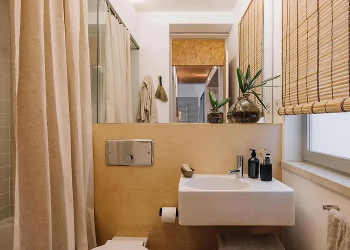 Sumba - 2 Bedrooms And Balcony In Santo Antonio Appartamento