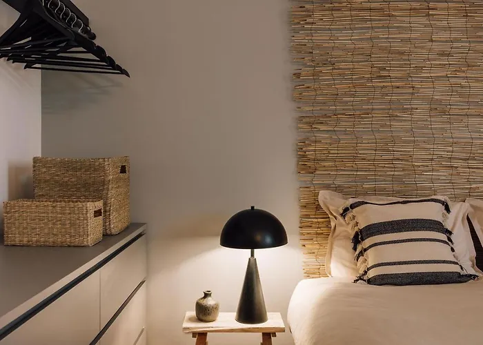 Sumba - 2 Bedrooms And Balcony In Santo Antonio Appartamento Lisbona